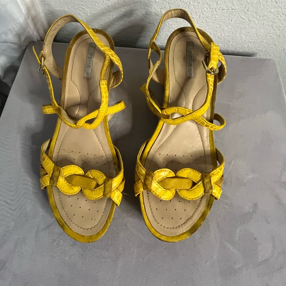 Geox Yellow Braided Strap Sandals‎